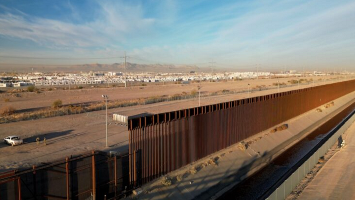 Trump kerah 1,500 tentera ke sempadan AS di Mexico