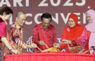 State Government celebrates CNY with the people