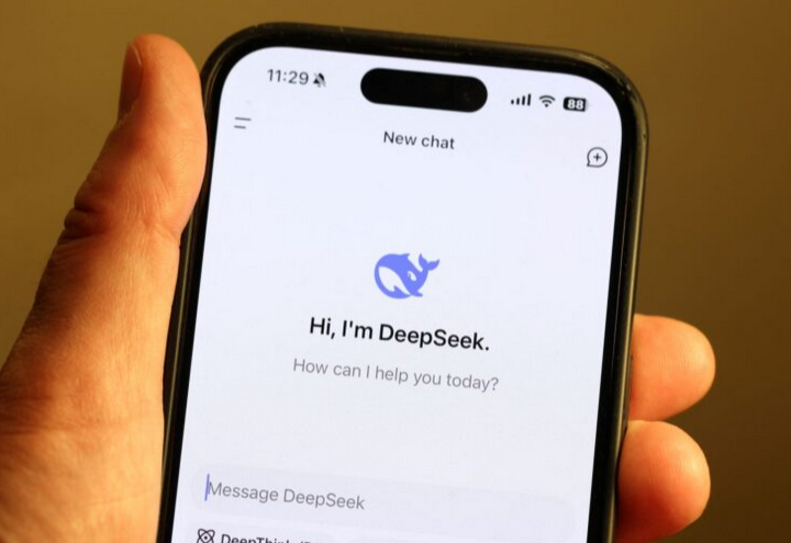DeepSeek bantu tingkat kecekapan perkhidmatan, R&D