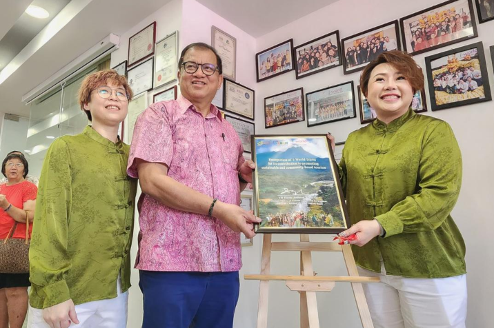STB recognises I-World Travel for promoting CoBT