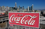 Coca-Cola beralih kepada botol plastik ekoran tarif aluminium