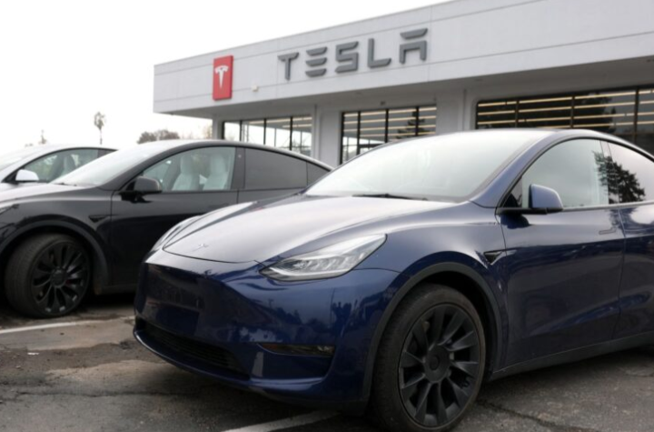Tesla tarik balik 376,000 kenderaan di AS akibat masalah stereng