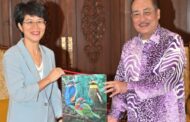 Chief Minister bids farewell to Dr Huang Shifang