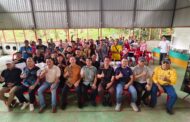 Kejohanan badminton tertutup Tenghilan pupuk persahabatan, semangat kesukanan