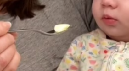 Trend beri mentega pada bayi sebelum tidur undang bahaya