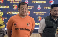 Lelaki ‘patah hati’ bawa pistol kejar bekas kekasih