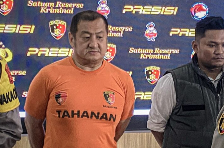 Lelaki ‘patah hati’ bawa pistol kejar bekas kekasih