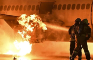 Pesawat American Airlines terbakar selepas mendarat di Denver