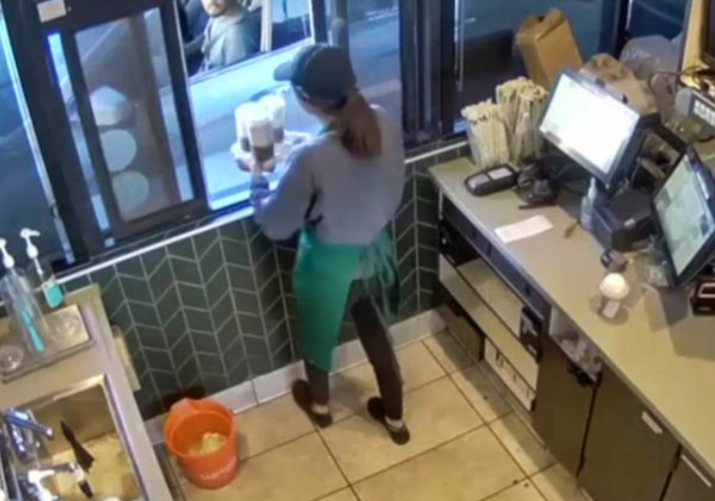 Starbucks diperintah bayar pampasan RM234 juta kepada pemandu akibat melecur