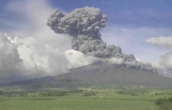 Penerbangan ke Bali dibatalkan akibat letusan Gunung Lewotobi