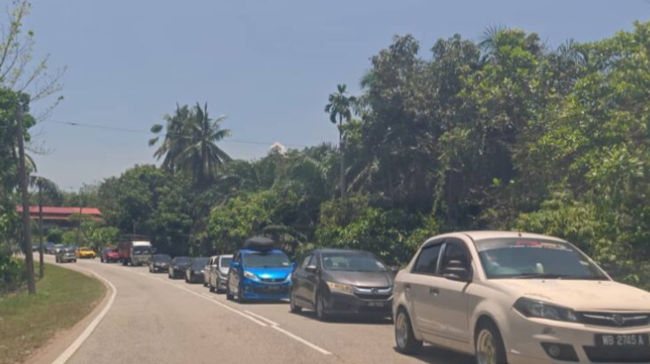 12 jam atas jalan, belum tiba destinasi