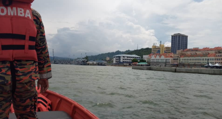 SAR diteruskan untuk budak perempuan hilang di laut di S'kan