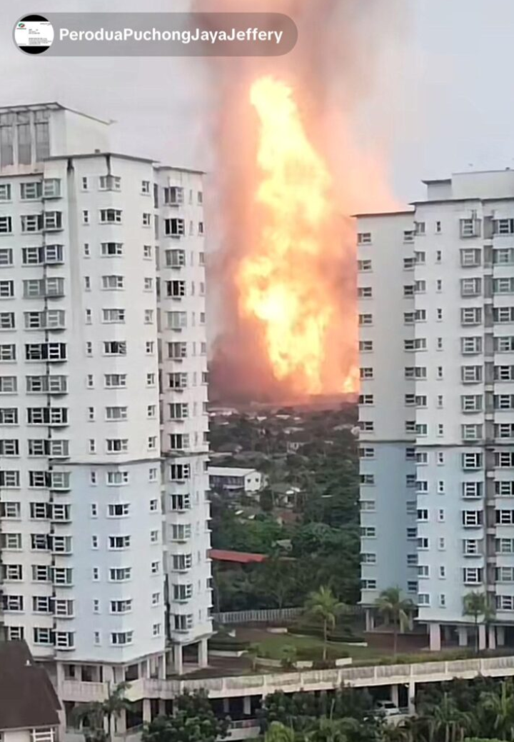 Gudang simpan gas di Putra Heights terbakar
