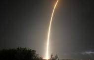 SpaceX lancar angkasawan pertama dalam orbit kutub bumi
