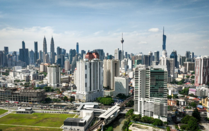 Defisit kerajaan persekutuan dijangka susut kepada 3.8% KDNK pada 2025