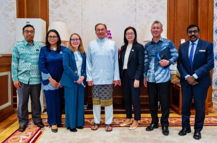 PM sambut baik pelaburan berterusan Intel