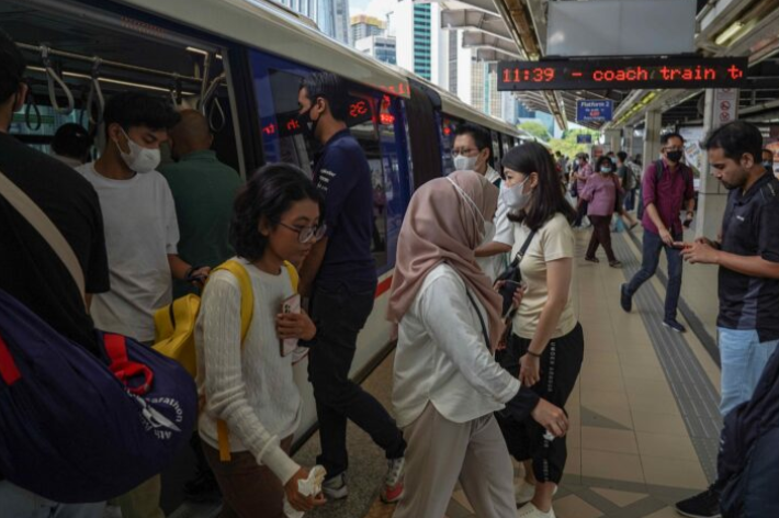 Bilangan penganggur menurun pada Februari