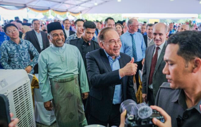 Tiada rombakan Kabinet, ini hanya pemilihan peringkat parti – Anwar