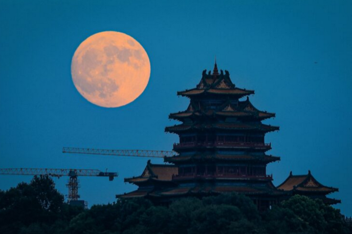 China, Rusia rancang bina reaktor nuklear di permukaan bulan