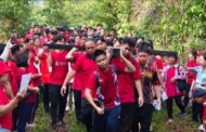 Ratusan umat Katolik sertai Jalan Salib di Bukit Paranggi, Tenghilan