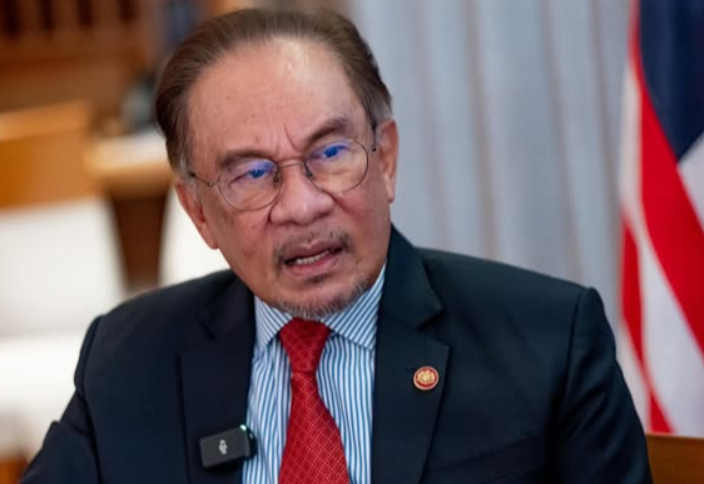 Kerajaan teliti cadangan naikkan had umur persaraan kepada 65 tahun – PM