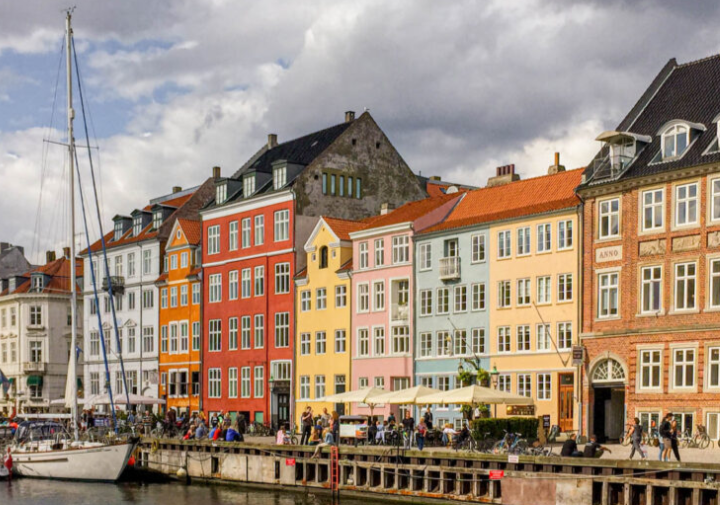 Copenhagen bandar paling gembira di dunia, Singapura pada kedudukan ketiga