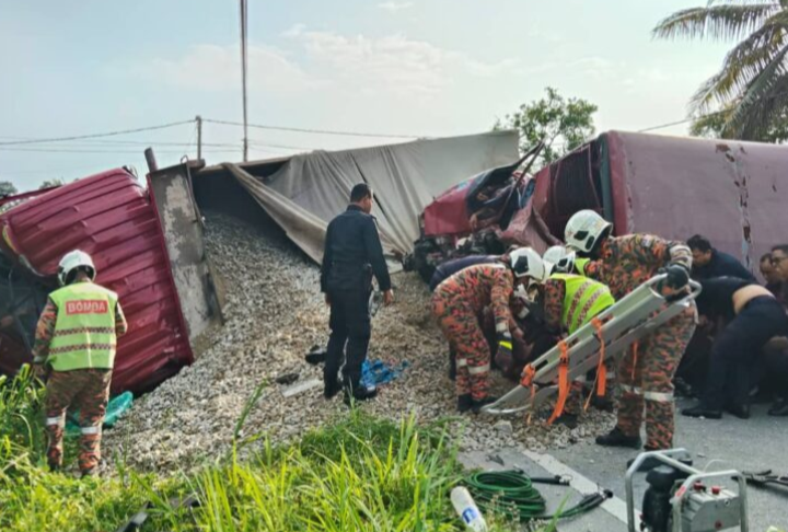 Lapan anggota FRU maut trak bertembung lori batu