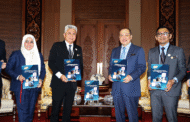 Sawit Kinabalu hands over its OACP 2025-2029 to Chief Minister