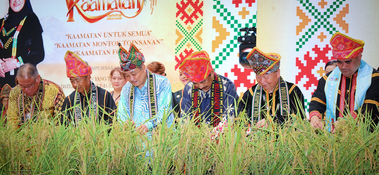 Tun Musa rasmi penutupan Pesta Kaamatan Peringkat Negeri 2025