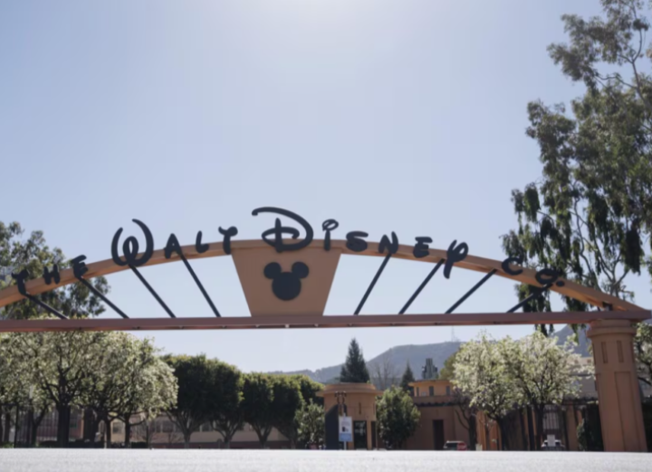Disney buang pekerja besar-besaran