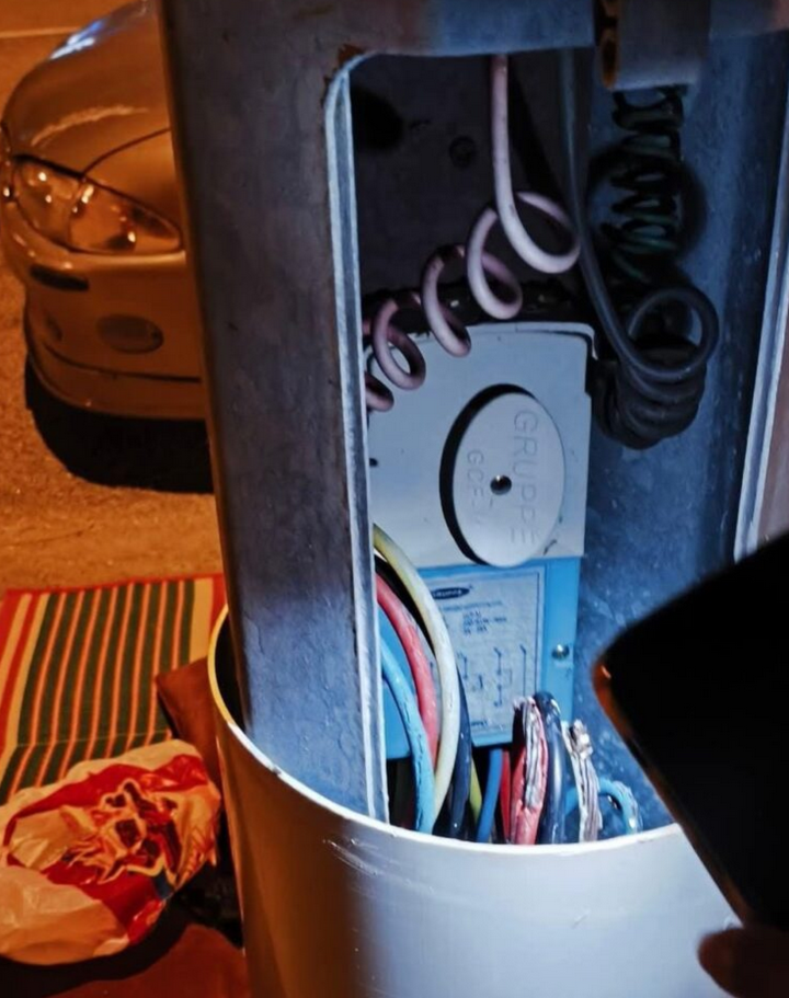 Kabel rosak punca budak kena renjatan elektrik 