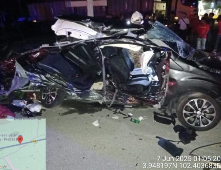 Lima sekeluarga maut kemalangan malam raya