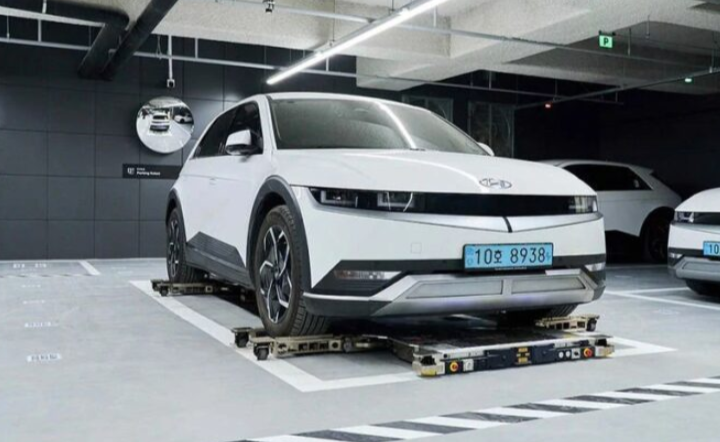 Hyundai cipta robot parkir canggih