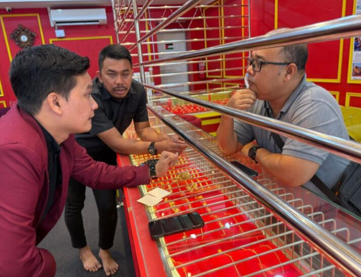 Kenaikan harga dorong ramai jual barang kemas