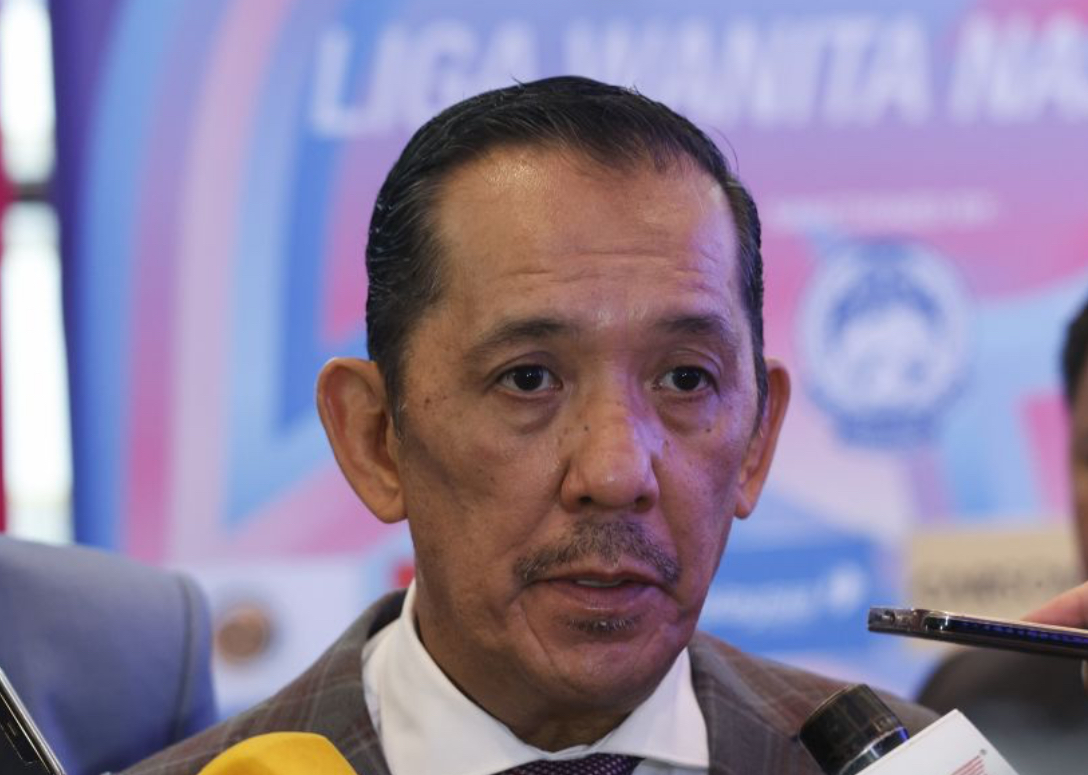 FAM pandang serius Jalur Gemilang terbalik