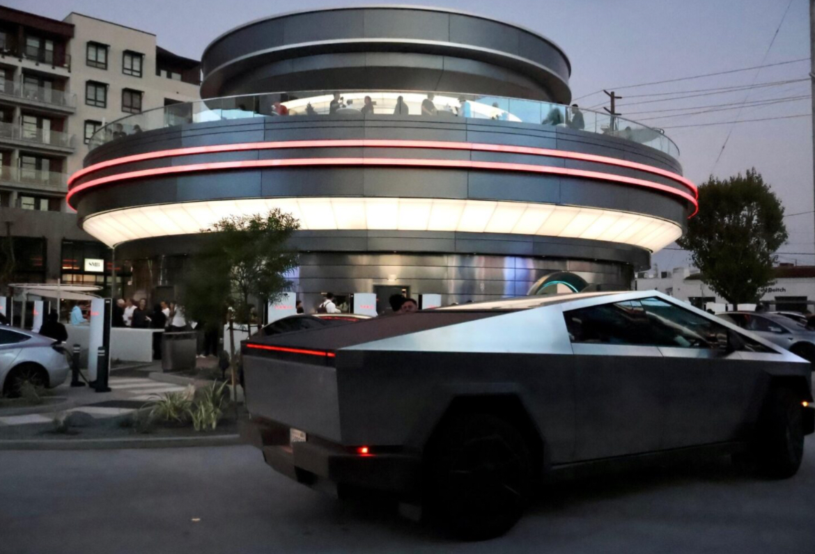 Elon Musk kembang perniagaan jadi pengusaha restoran