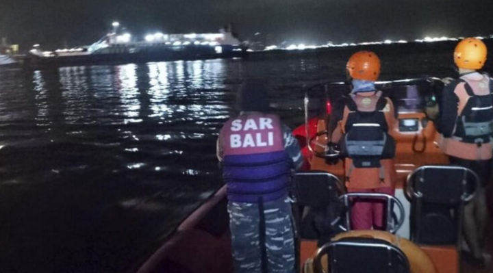 4 maut, 38 hilang selepas feri karam berhampiran Bali