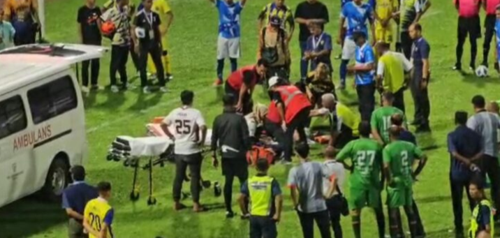 Bekas penjaga gol meninggal dunia semasa aksi pemain veteran