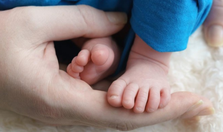 Bayi 15 bulan maut dipercayai didera ibu dan kekasih