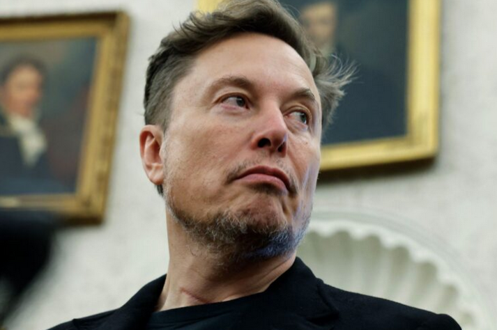 Syarikat AI Elon Musk mohon maaf selepas ‘puji’ Hitler