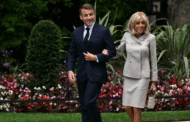 Didakwa dilahirkan sebagai lelaki, isteri Macron lawan di mahkamah