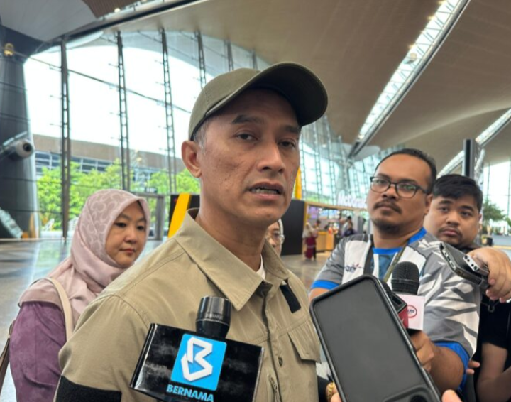 Sistem autogate pelawat asing di pintu masuk kembali beroperasi