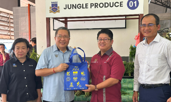 KUSKOP naik taraf 39 Tamu Desa di Sarawak