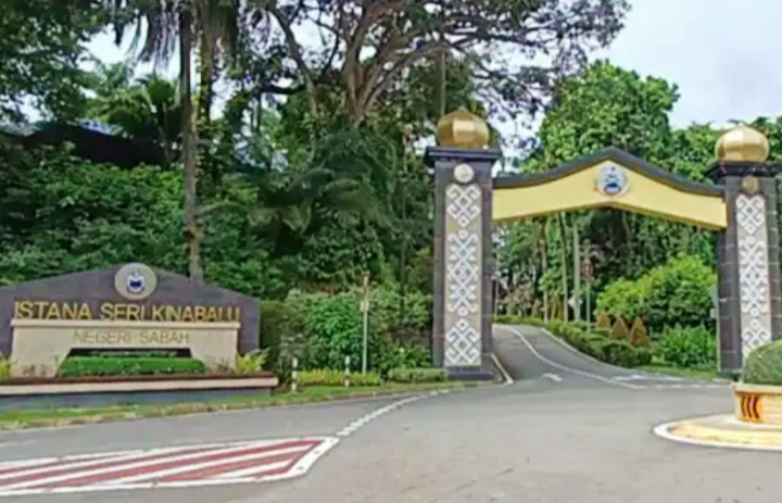 Istana nafi penglibatan keluarga T.Y.T