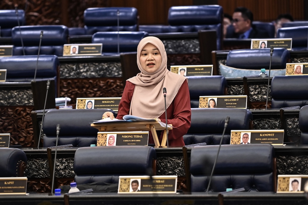 Kerajaan belum cadang kaji semula elaun guru pedalaman