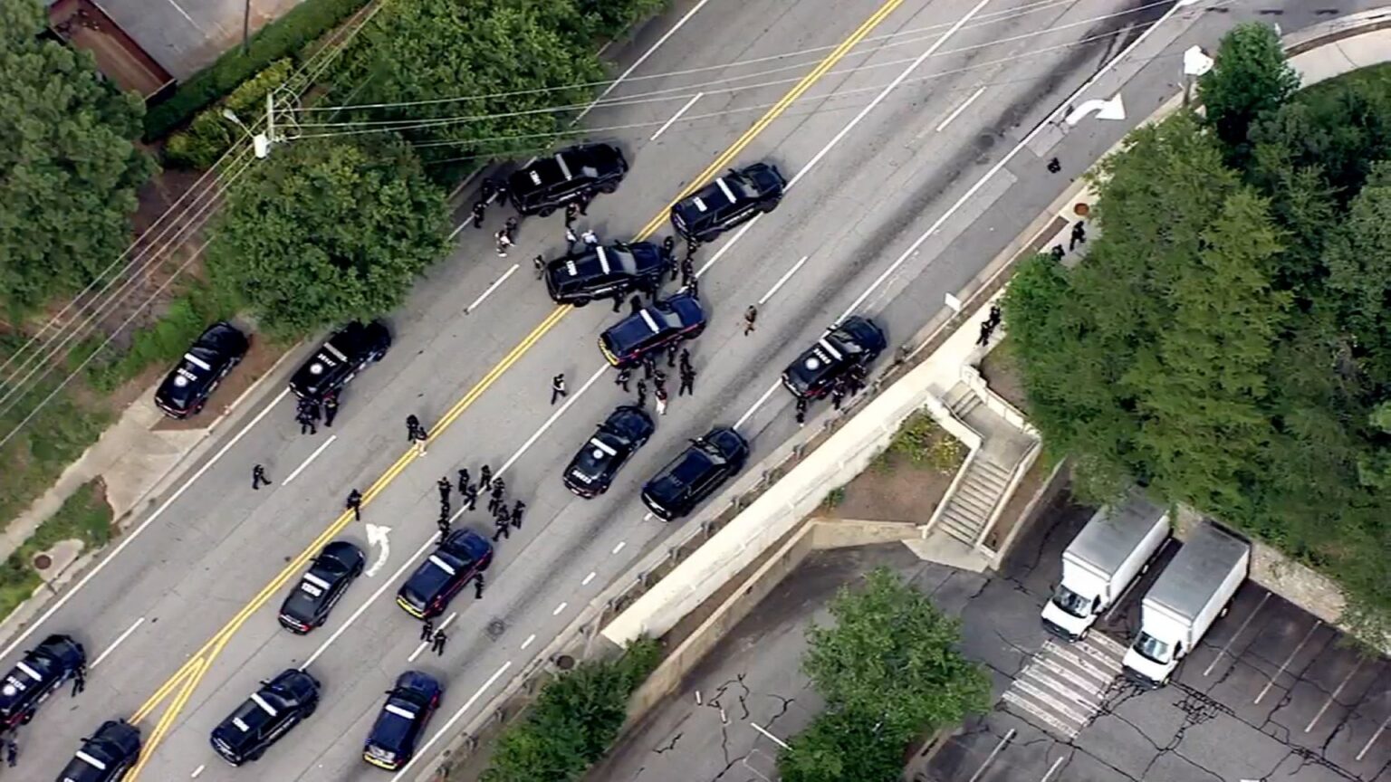 Suspek serang pejabat CDC dakwa vaksin Covid-19 punca kemurungan