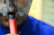 Denda RM10,000, penjara dua tahun guru hisap rokok, vape di sekolah