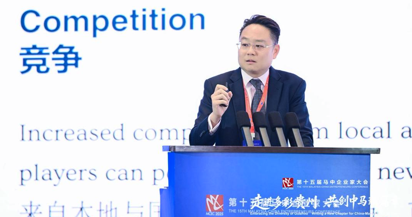 Dexter Lau pushes global expansion