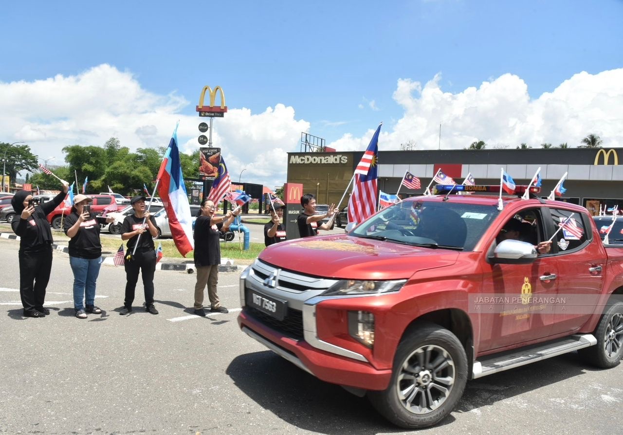 McD Keningau sambut KMJG, bersama meriahkan Bulan Kebangsaan