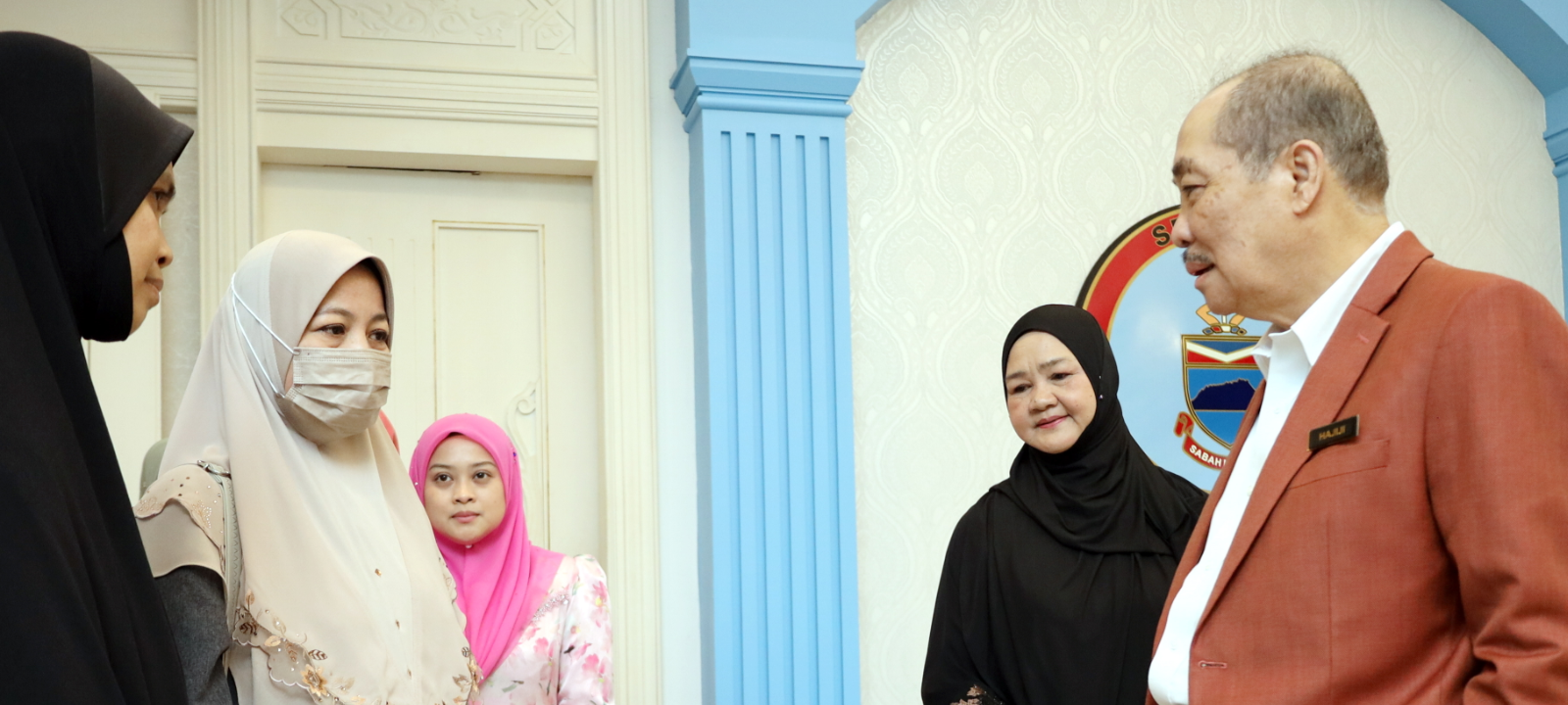 Chief Minister, wife, Mutiara GRS meets mother of the late Zara Qairina